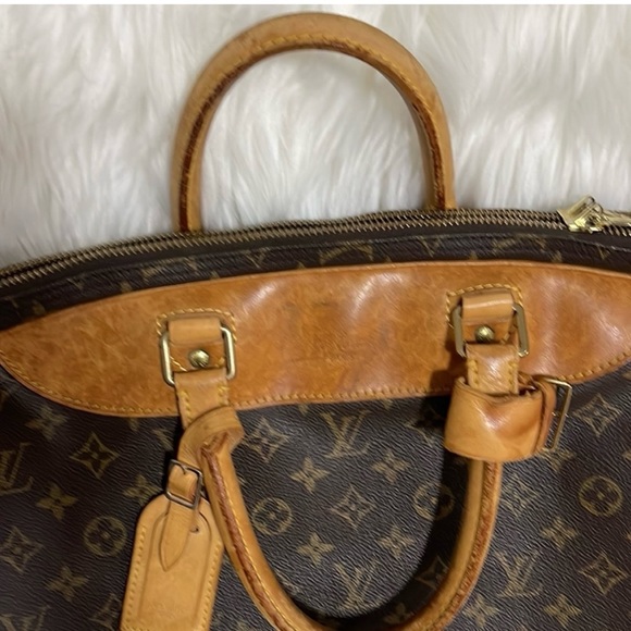 AUTHENTIC LV LUGGAGE POSH AUTHENTICATED - Picture 4 of 7